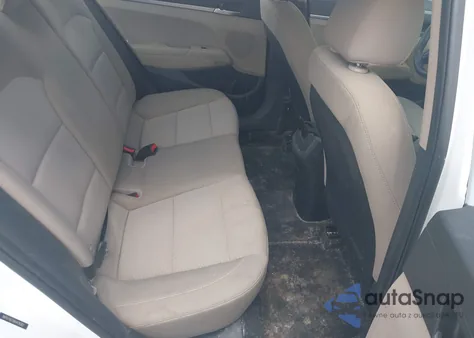 2019 Hyundai Elantra Se z USA, uszkodzony, nr VIN 5NPD74LF5KH439382